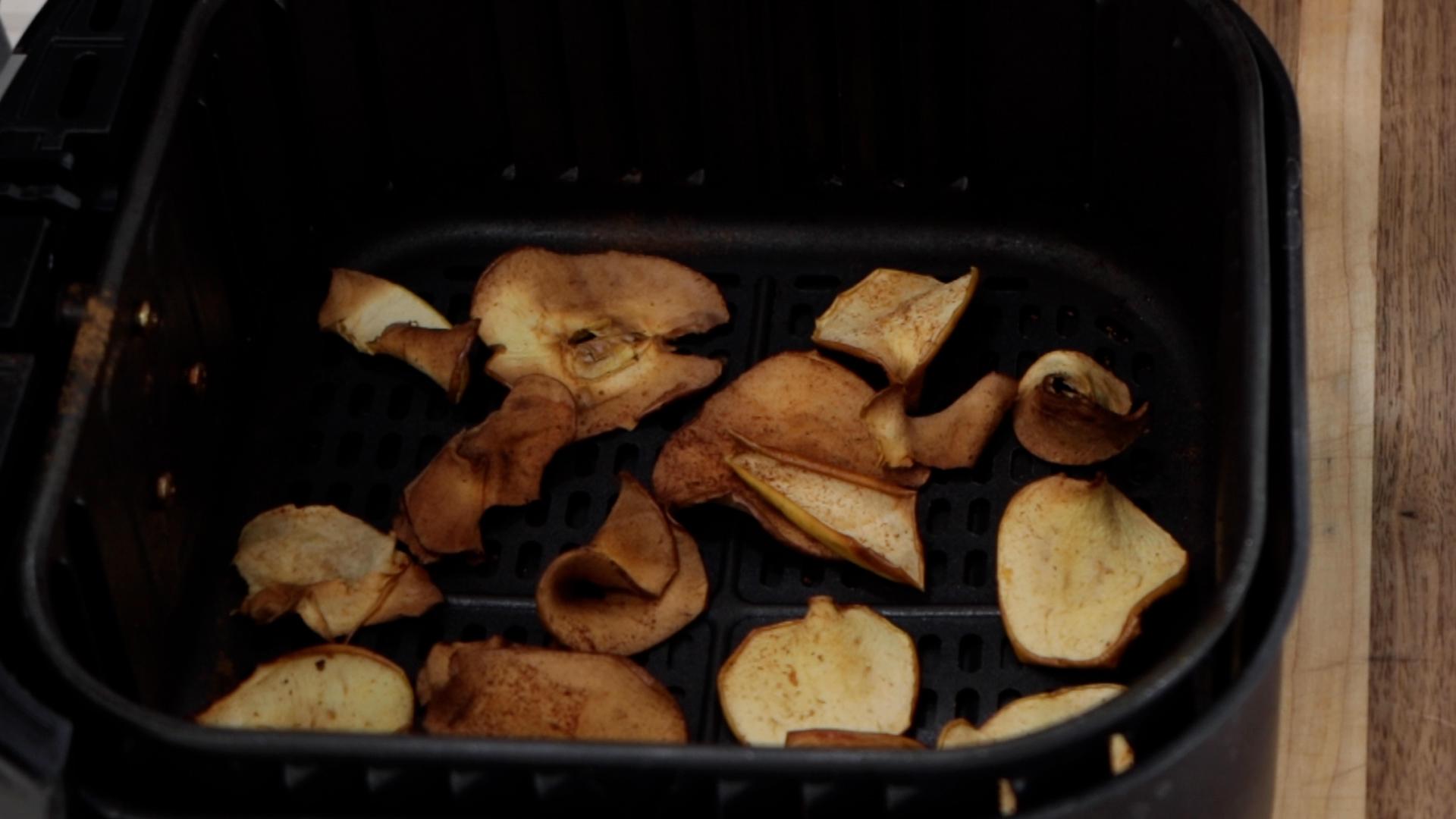 Air Fryer Apple Chips.00_04_58_23.Still008.jpg