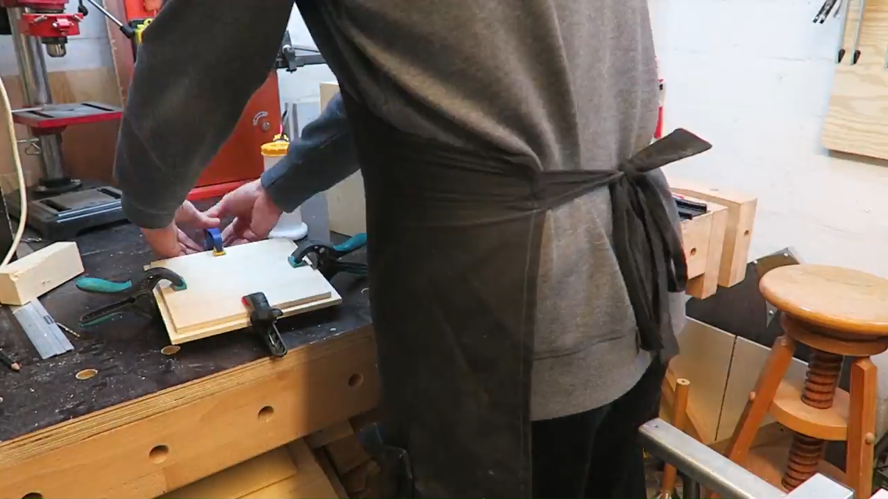 Bildschirmfoto von Mitered Box With Paracord Handles - YouTube.mp4 - 14.png