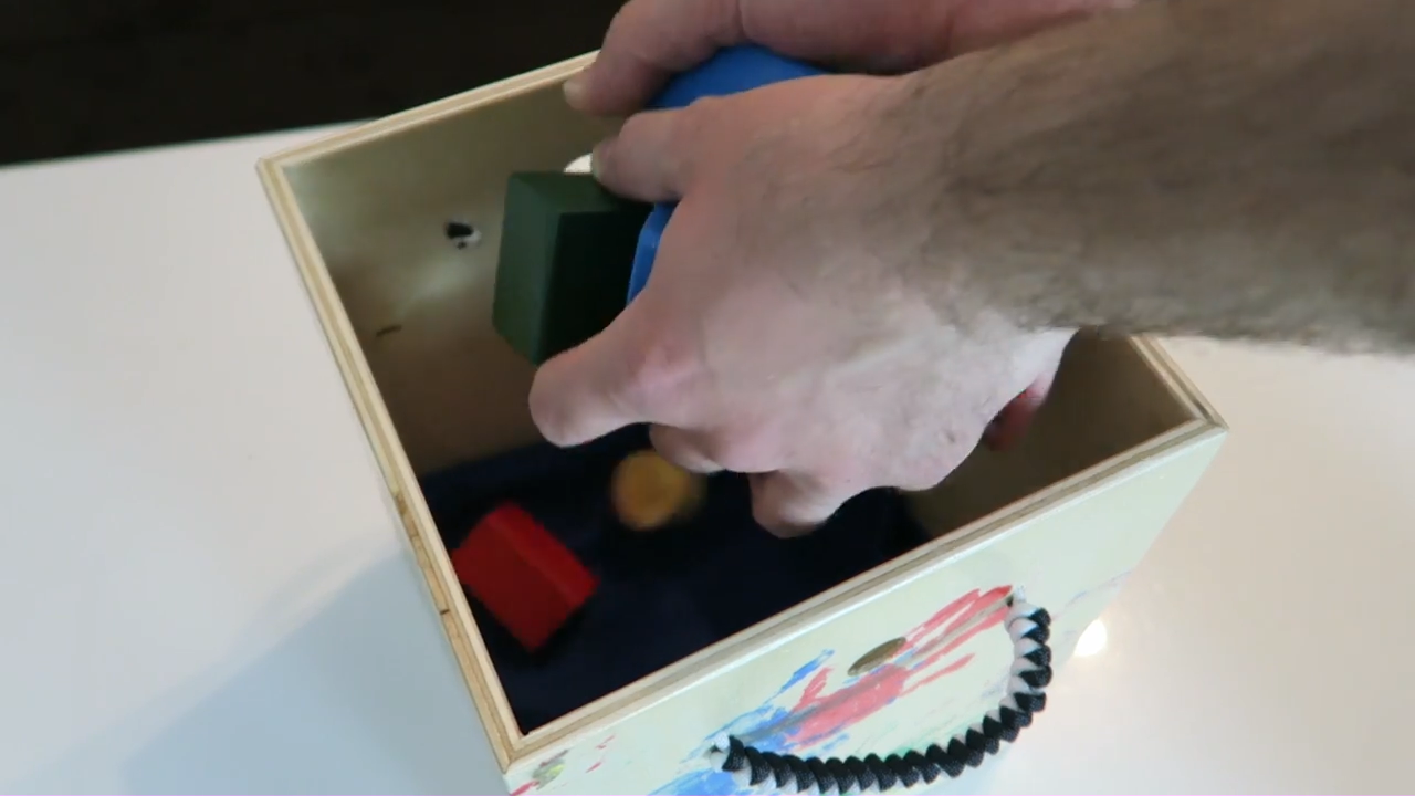 Bildschirmfoto von Mitered Box With Paracord Handles - YouTube.mp4 - 40.png