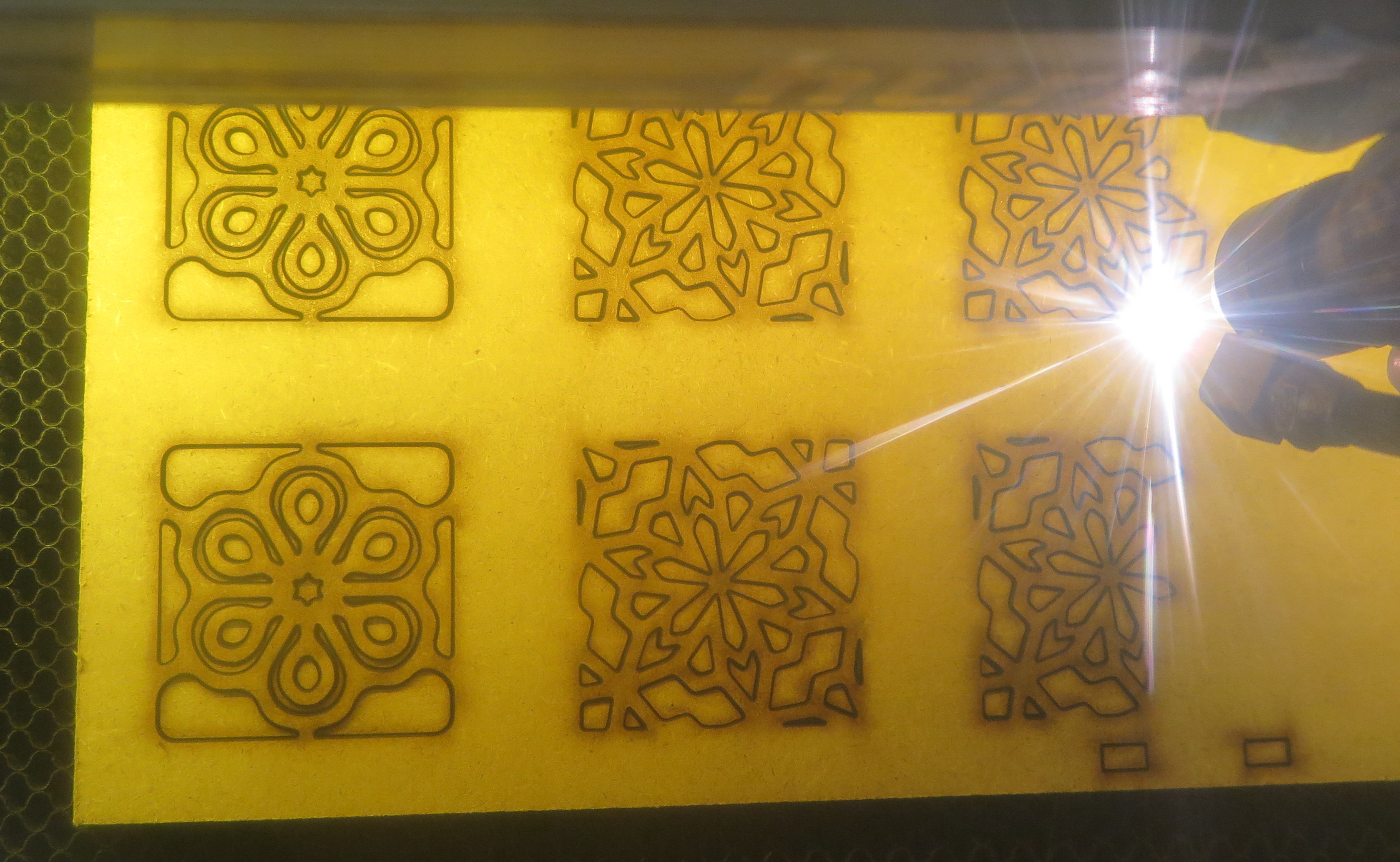 Instructables_Lasering.JPG