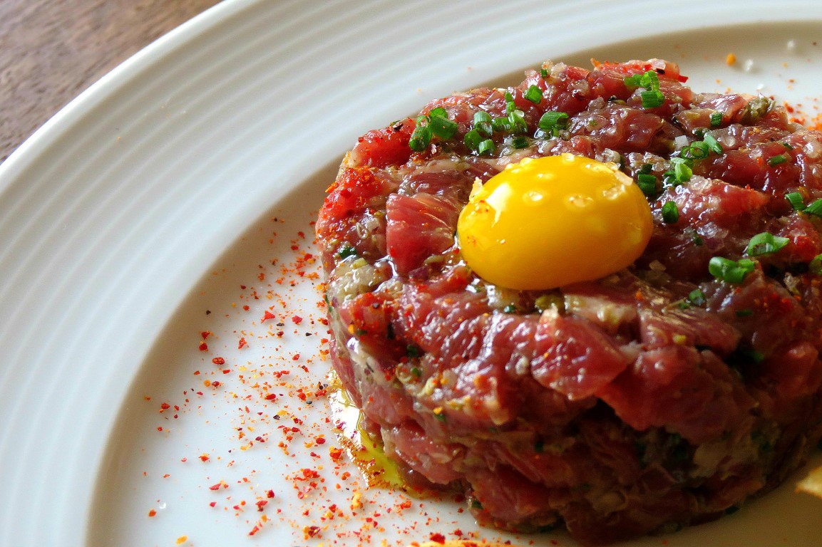 Steak tartare.jpg