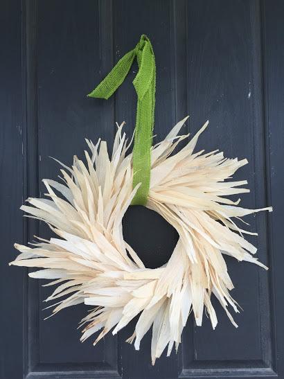 corn husk wreath tutorial 1.jpeg