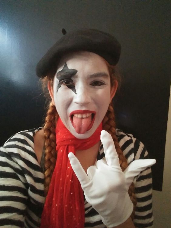 french kiss mime 7.jpg