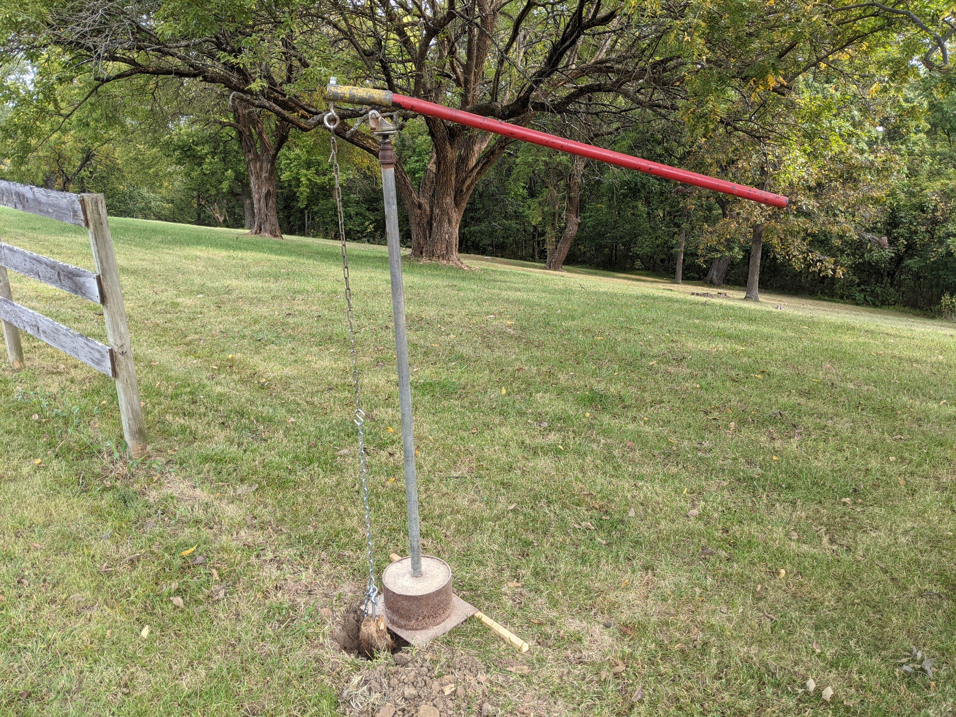 full view of jig attached to broken post.jpg