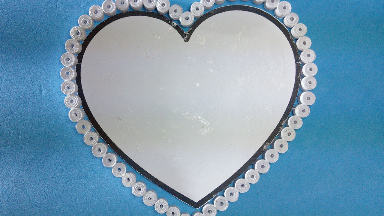 handiworks-heart-box-step-2.jpg