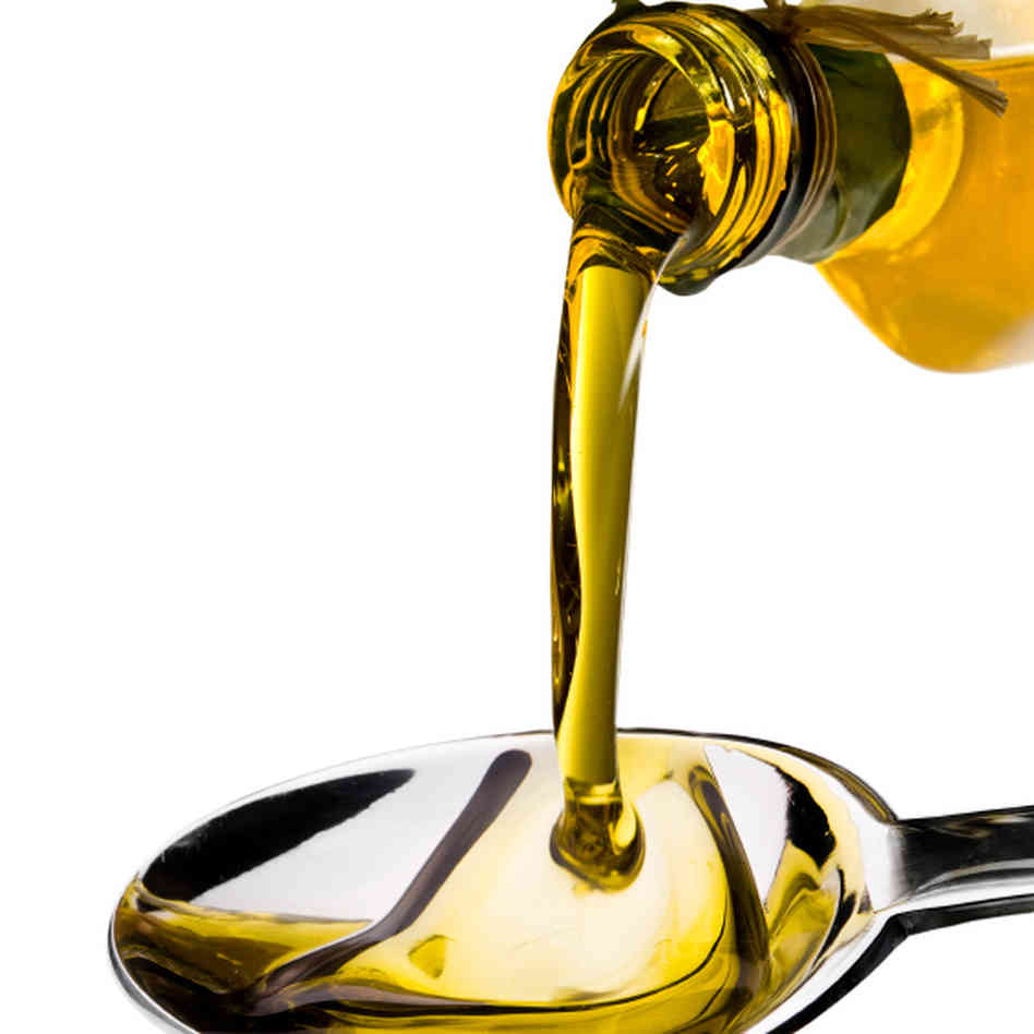 olive-oil_sq-e4b656991b973d6de22fb74a05922bb0650e9e5a-s6-c10.jpg