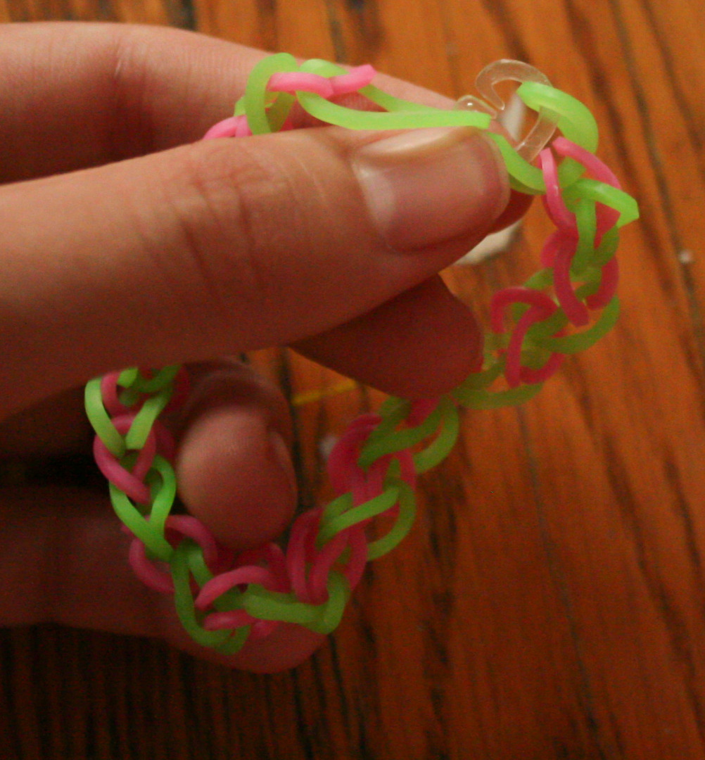 rainbow loom process part 4.jpg