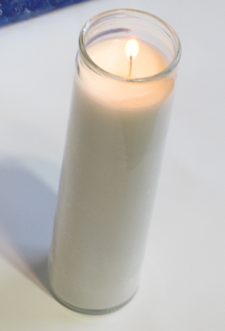 step2_lightcandle.jpg