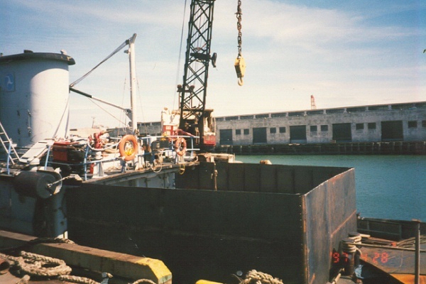 tugbuild4.jpg