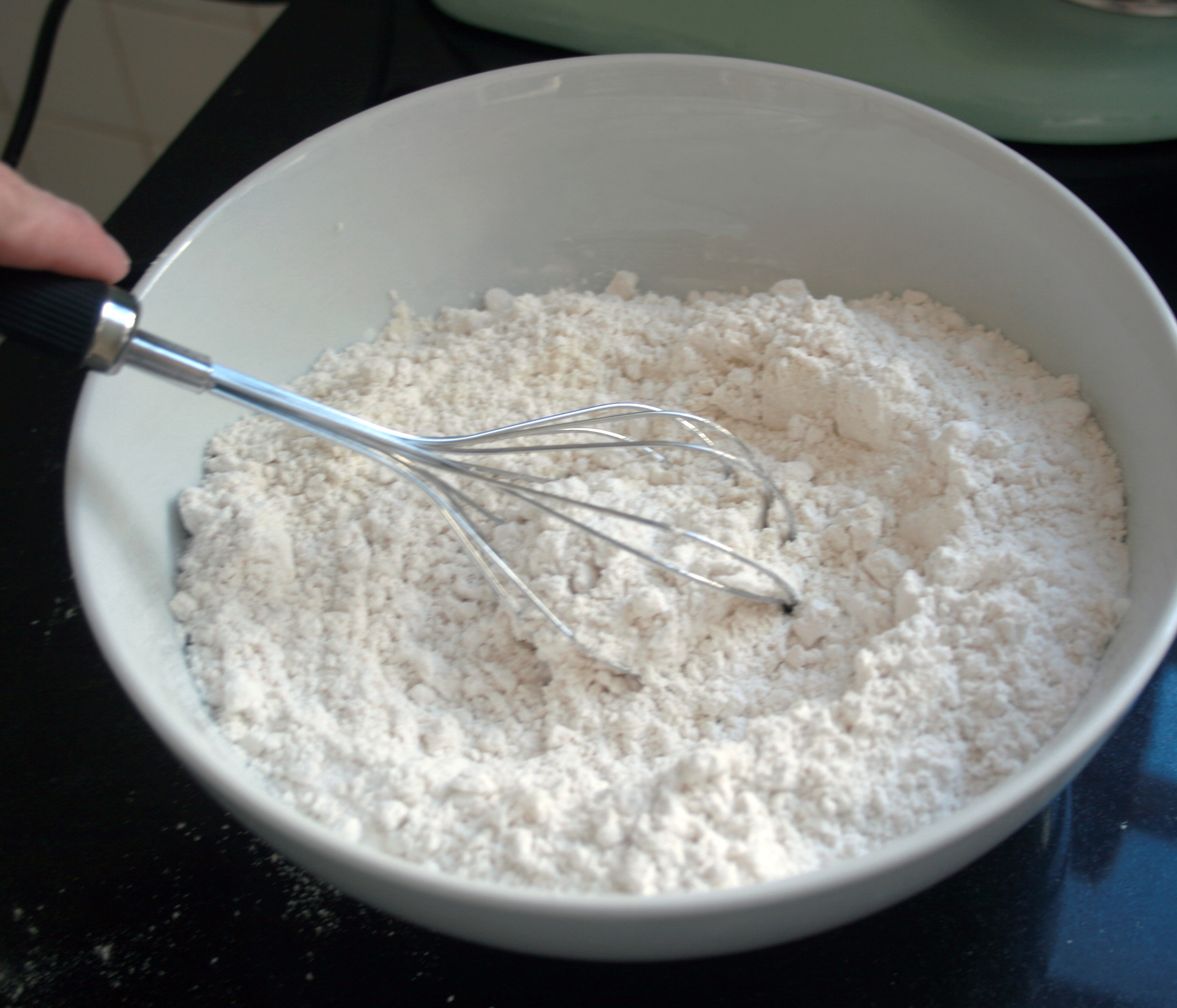 whisk dry ingredients.jpg